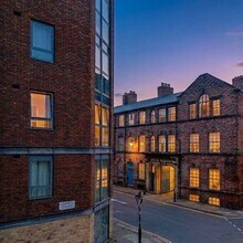 86 Green Ln, Sheffield to rent Building Photo- Image 1 of 12