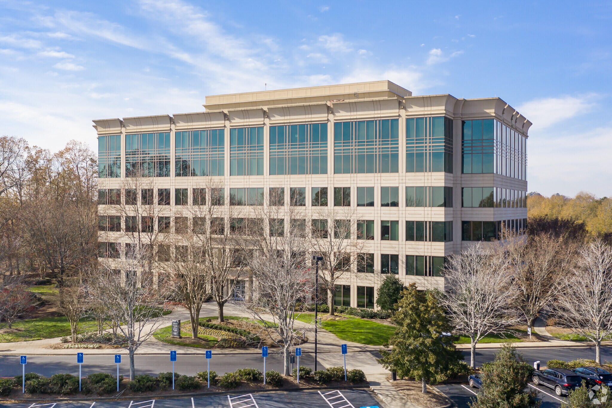 2400 Lakeview Pky, Alpharetta, GA for sale Primary Photo- Image 1 of 1