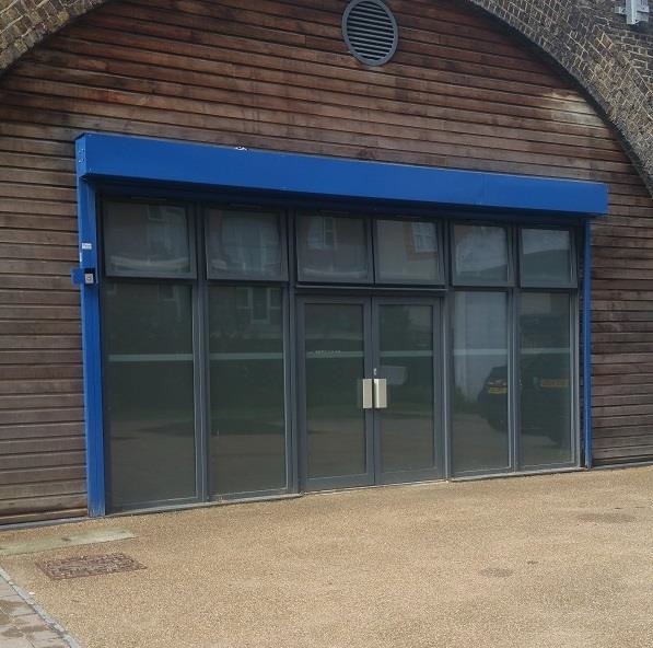 Arch 32 Stanley Rd, Harrow to rent Primary Photo- Image 1 of 4