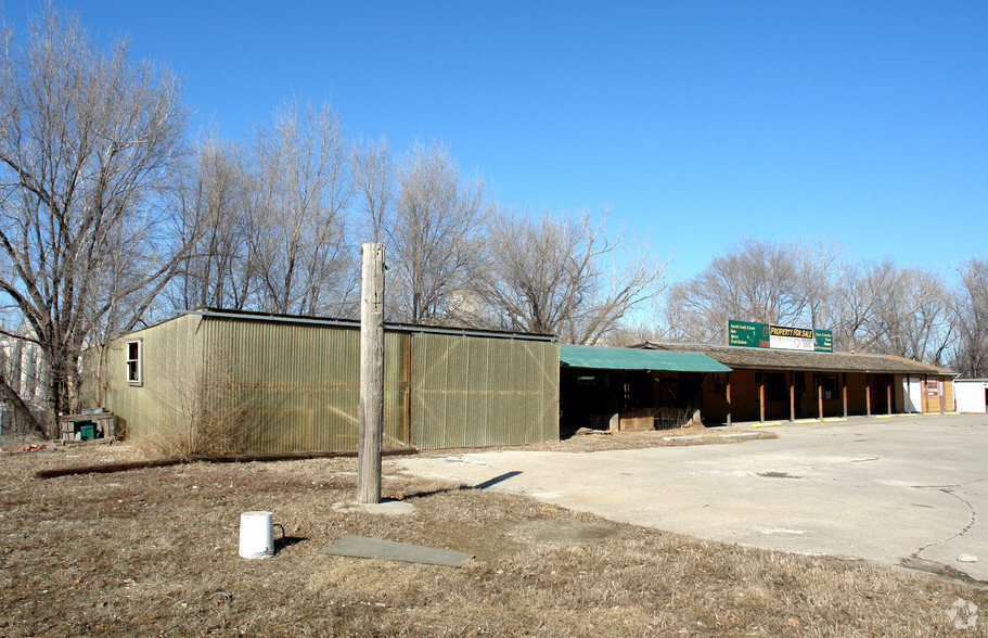 1201 Skyway Hwy, Atchison, KS for rent - Primary Photo - Image 1 of 6