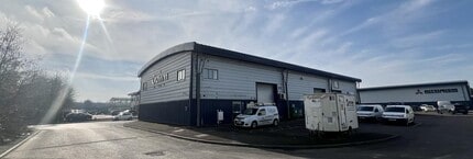 Mardon Park, Port Talbot to rent Building Photo- Image 1 of 5