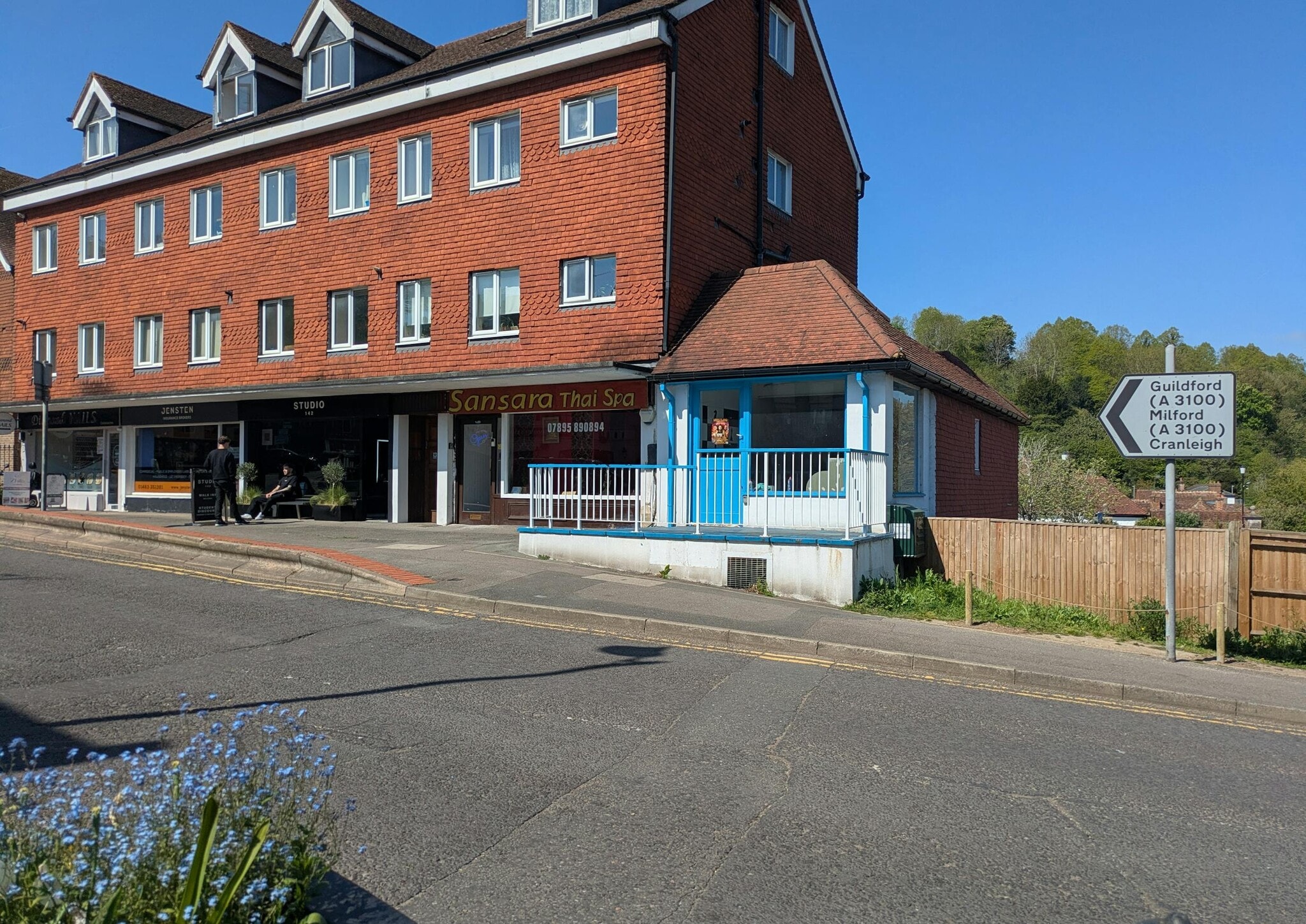 138 – 146 High St, Godalming to rent Building Photo- Image 1 of 4