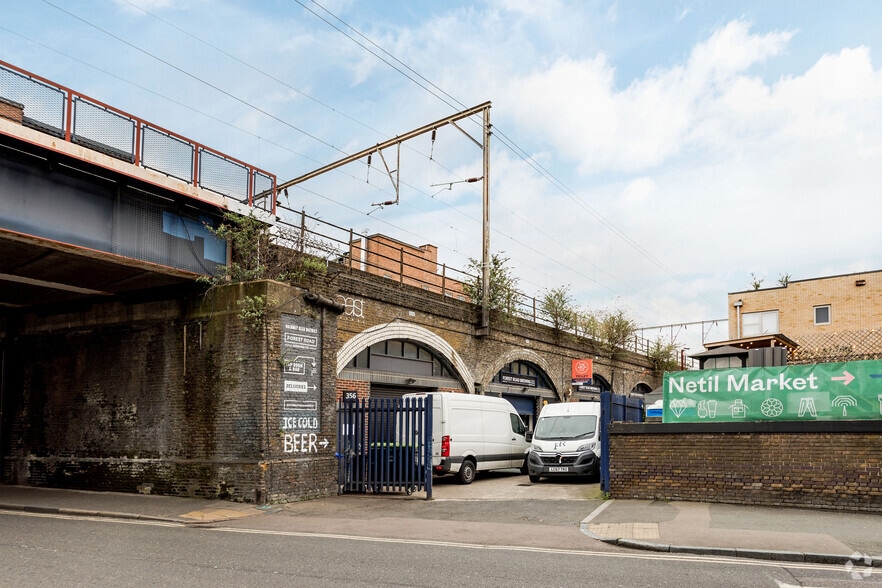 Westgate St, London to rent - Building Photo - Image 2 of 2