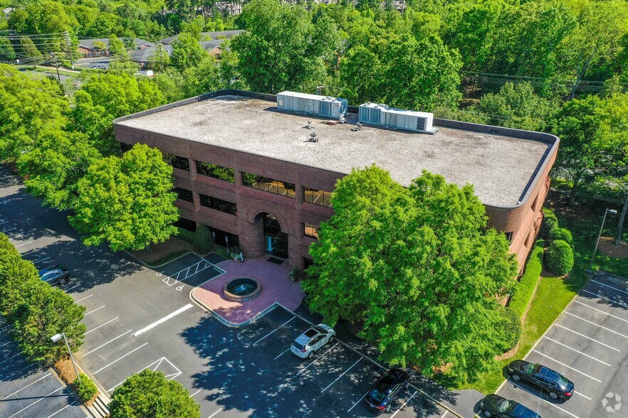 7300 Carmel Executive Park, Charlotte, NC for rent - Aerial - Image 3 of 3