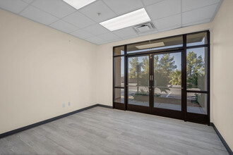 1510 W Horizon Ridge Pky, Henderson, NV for rent Building Photo- Image 1 of 4