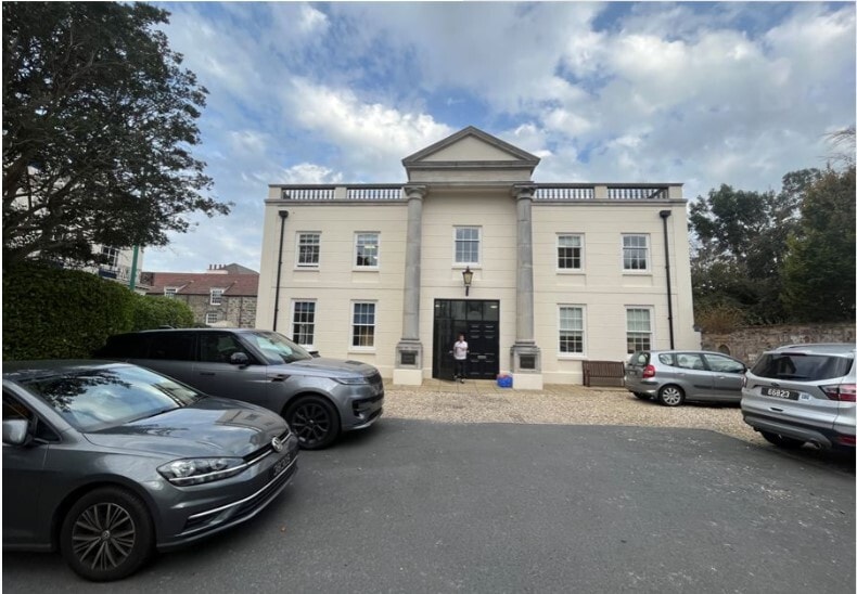 Grange Rd, Guernsey to rent - Building Photo - Image 3 of 4