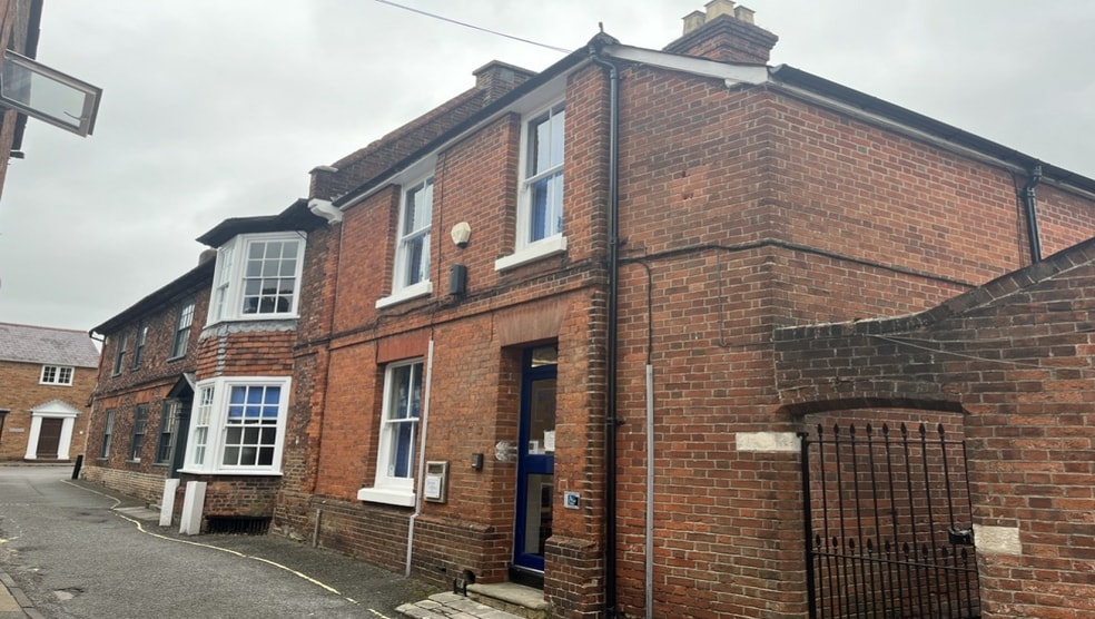 50 The Hundred, Romsey for sale - Building Photo - Image 1 of 1
