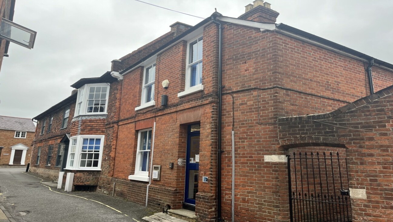 50 The Hundred, Romsey for sale Building Photo- Image 1 of 1
