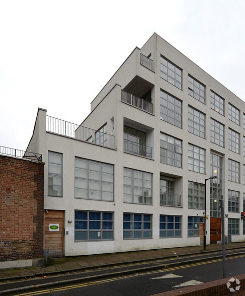 1 Bethwin Rd, London for sale - Primary Photo - Image 1 of 3