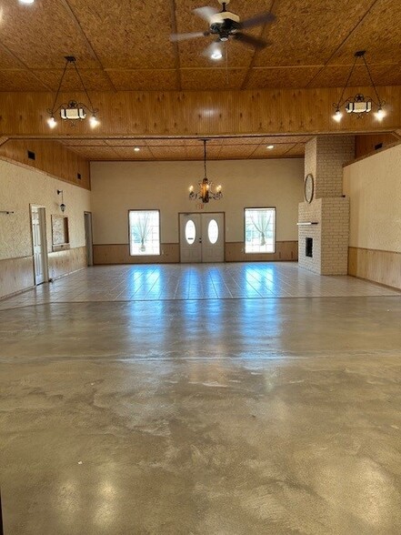 893 E Fm 93, Temple, TX for sale - Interior Photo - Image 2 of 5