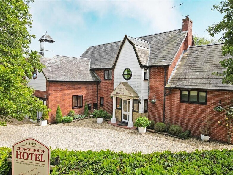 50 Rowsham Dell, Milton Keynes for sale - Building Photo - Image 1 of 1