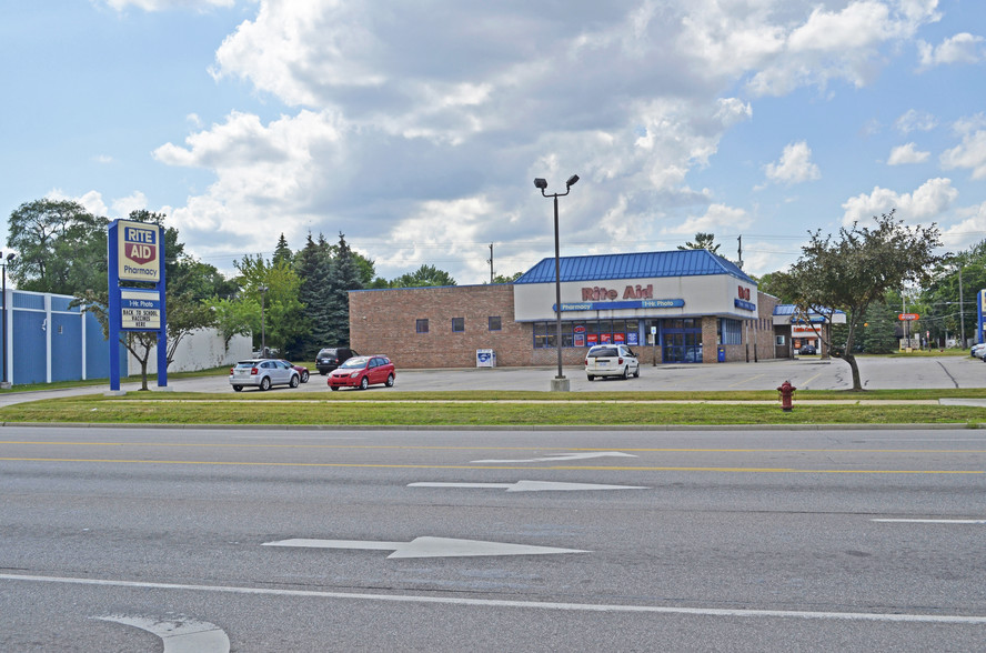 531 W Genesee Ave, Saginaw, MI for sale - Primary Photo - Image 1 of 1