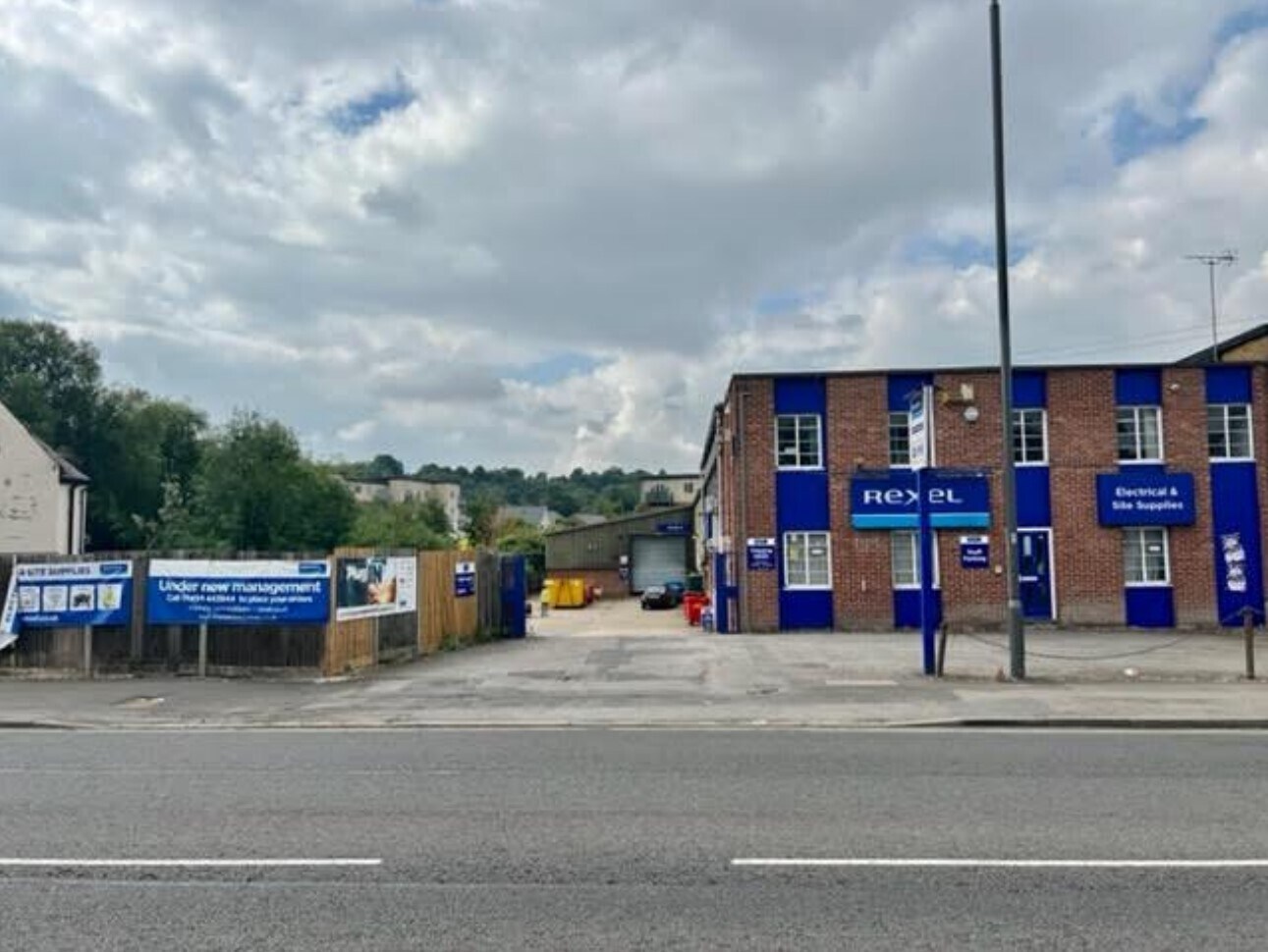 418-420 London Rd, High Wycombe for sale Primary Photo- Image 1 of 1