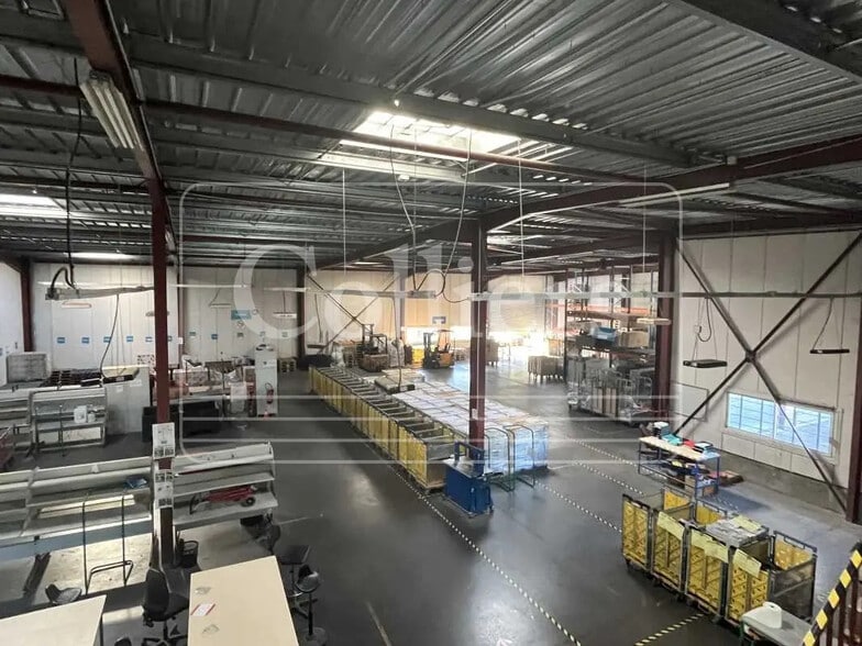 Office in Marseille to rent - Interior Photo - Image 2 of 6