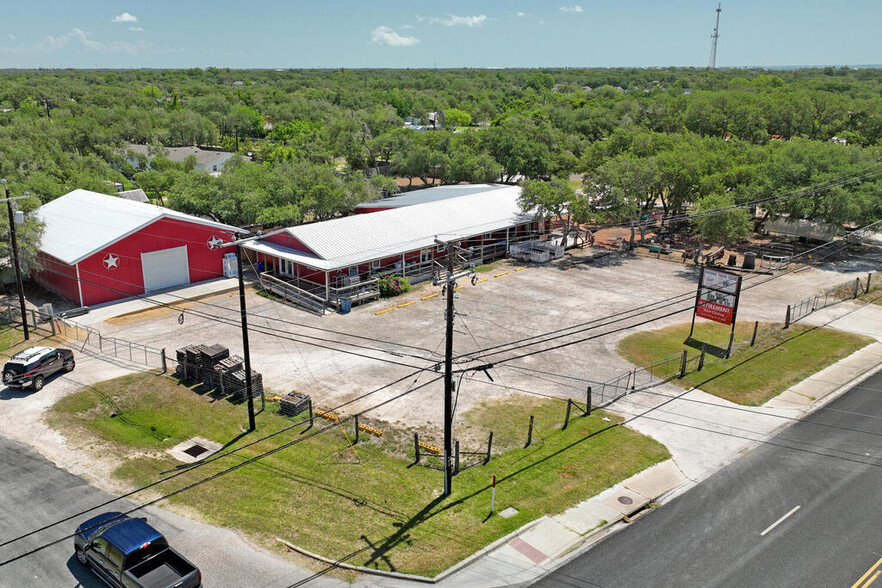 902 W Market St, Rockport, TX for sale - Primary Photo - Image 1 of 1