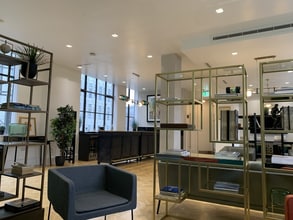 233 Shaftesbury Ave, London to rent Building Photo- Image 2 of 7