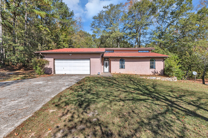 5575 Milam Rd, Fairburn, GA for rent - Building Photo - Image 2 of 32