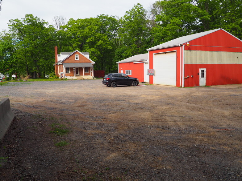 2131 N Ridge Rd, Perkasie, PA for sale - Building Photo - Image 1 of 1