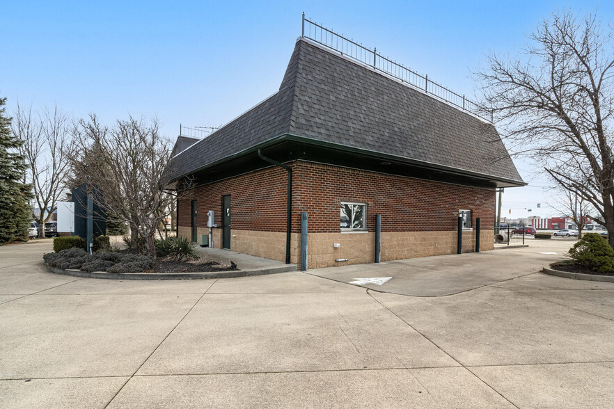 9270 E 141st St, Noblesville, IN for sale - Building Photo - Image 3 of 17