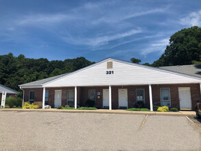 321 Middle Country Rd, Smithtown, NY for sale Building Photo- Image 1 of 1