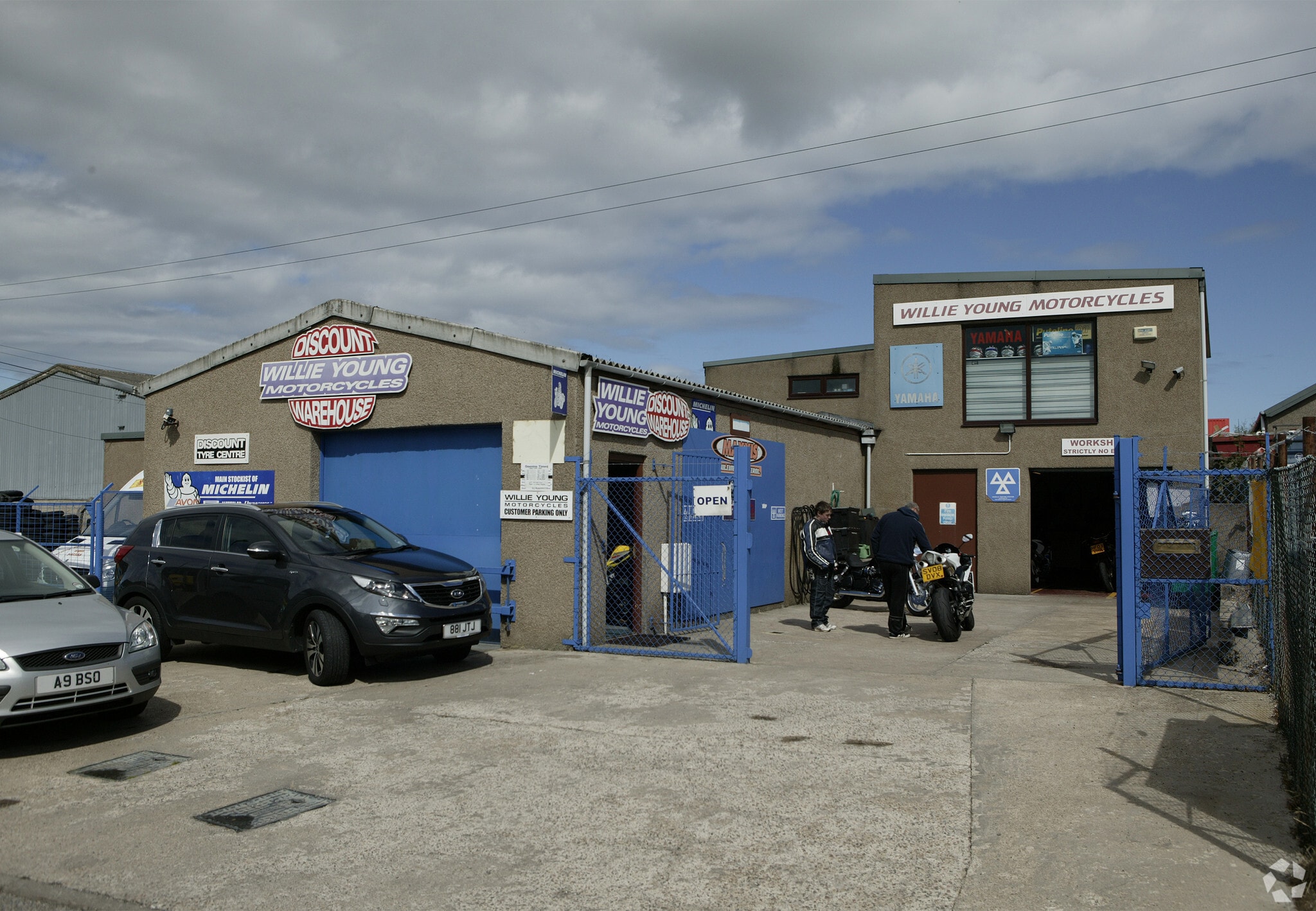 4-6 Parade Spur S, Elgin for sale Primary Photo- Image 1 of 4