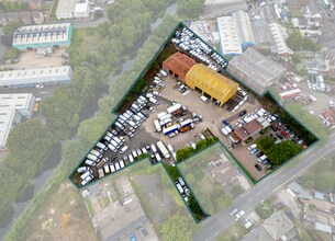 Brades Rd, Oldbury, WMD - Aerial  map view