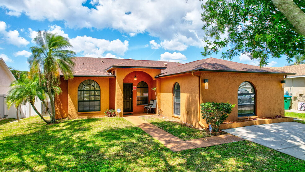 2542 Countryside Pines Dr, Clearwater, FL for sale - Building Photo - Image 1 of 1