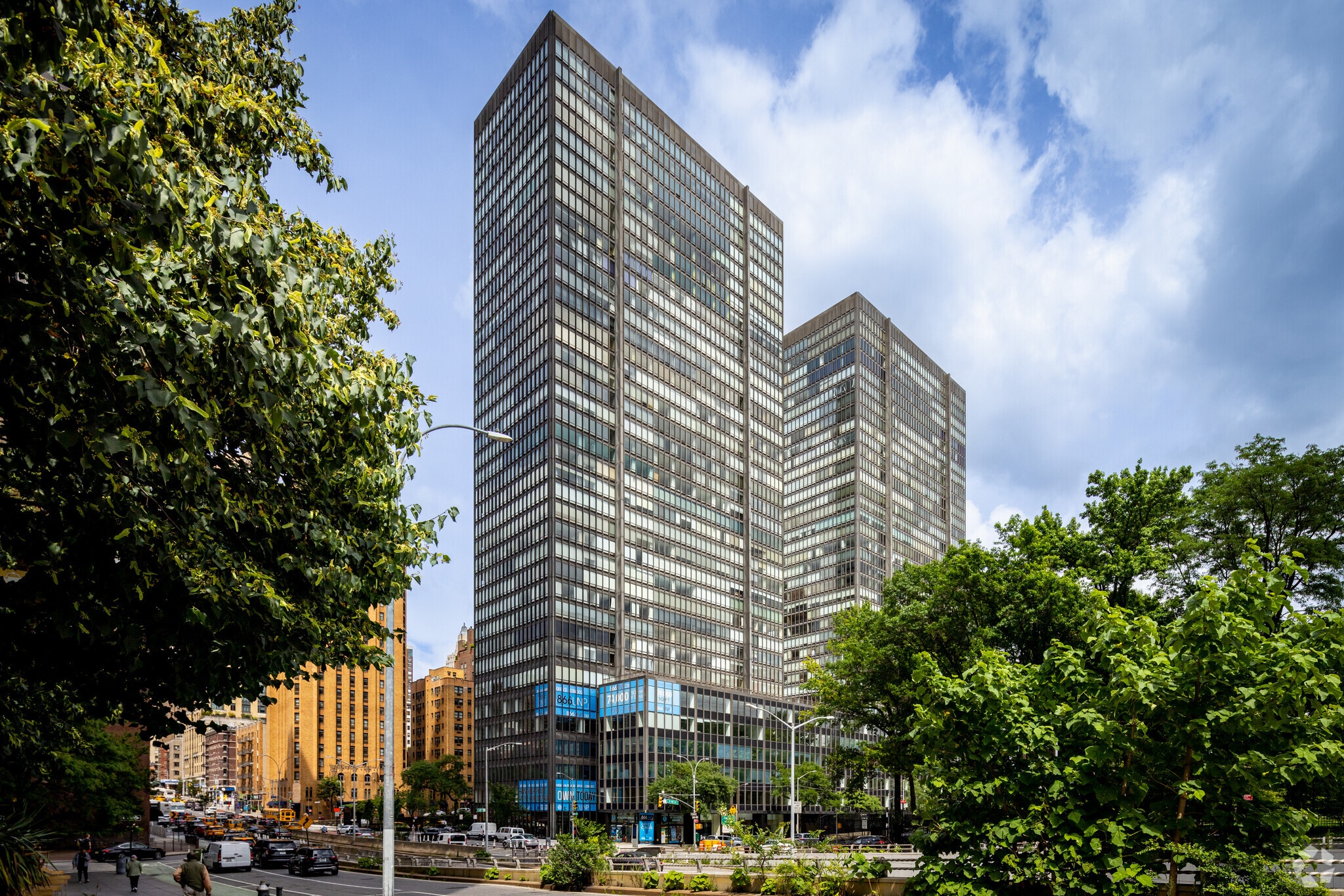 25-Condo Portfolio at 866 UNP portfolio of 25 properties for sale on LoopNet.co.uk Building Photo- Image 1 of 13