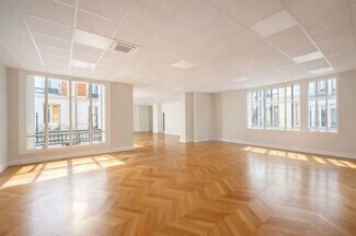 More details for 5 Rue Du Renard, Paris - Office to Rent
