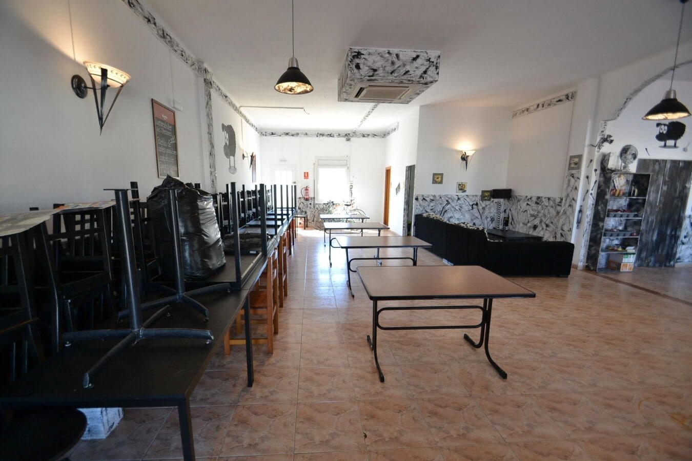 Deltebre, TAR 43580 -  -  - Interior Photo - Image 2 of 17