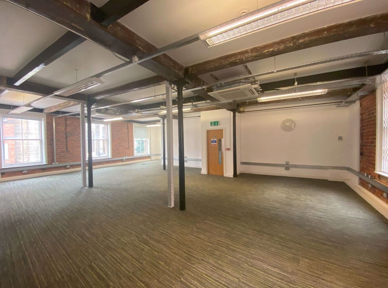 43-51 Cookridge St, Leeds to rent Interior Photo- Image 1 of 4