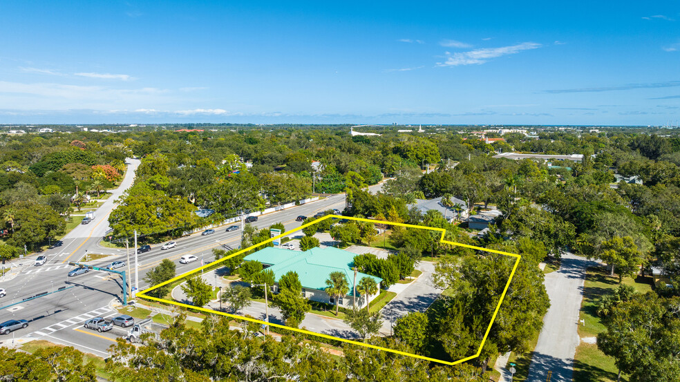 2651 20th St, Vero Beach, FL for sale - Building Photo - Image 3 of 51