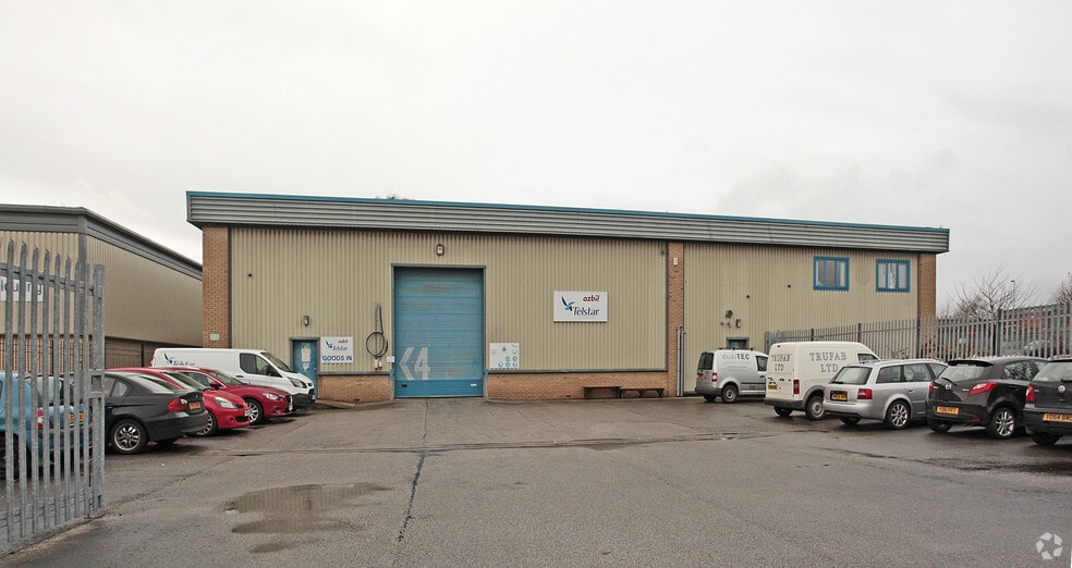 Horrace Waller V C Para, Dewsbury for sale - Building Photo - Image 3 of 3