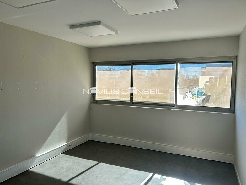 Office in Muret to rent - Interior Photo - Image 2 of 7