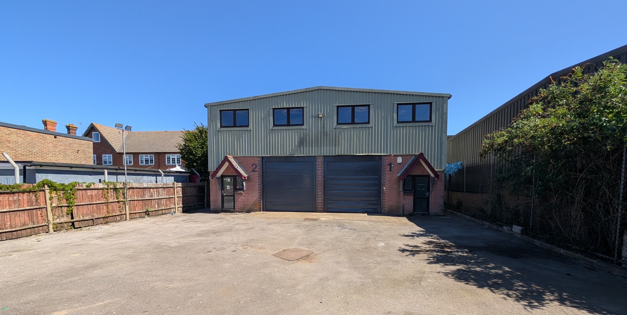 Park St, Gosport to rent Building Photo- Image 1 of 3