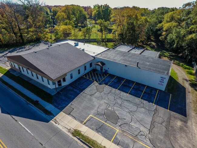 More details for 1286 Pipestone Rd, Benton Harbor, MI - Office, Light Industrial to Rent