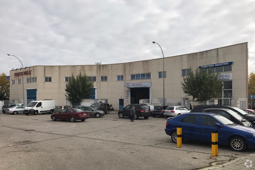 Industrial in Fuente el Saz de Jarama, Madrid for sale - Primary Photo - Image 1 of 5