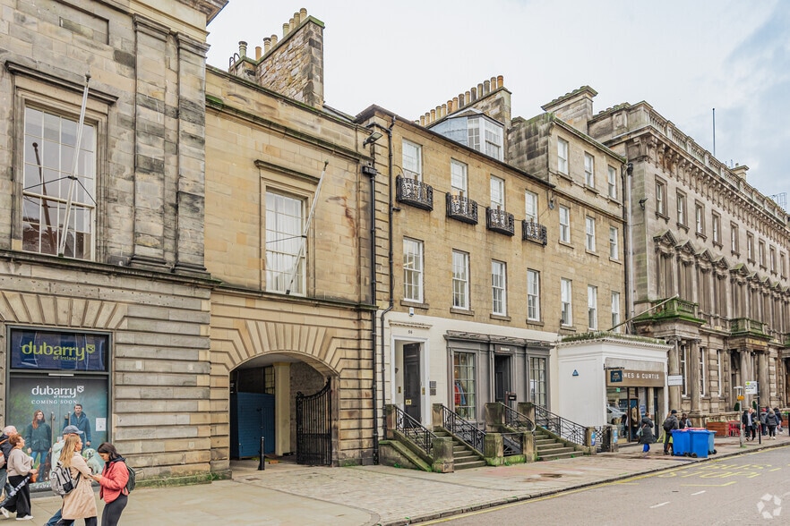 56 George St, Edinburgh to rent - Building Photo - Image 2 of 3