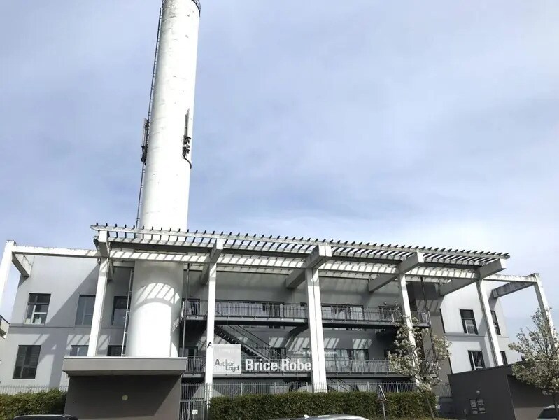 555 Chemin Du Bois, Rillieux-la-Pape to rent Building Photo- Image 1 of 8