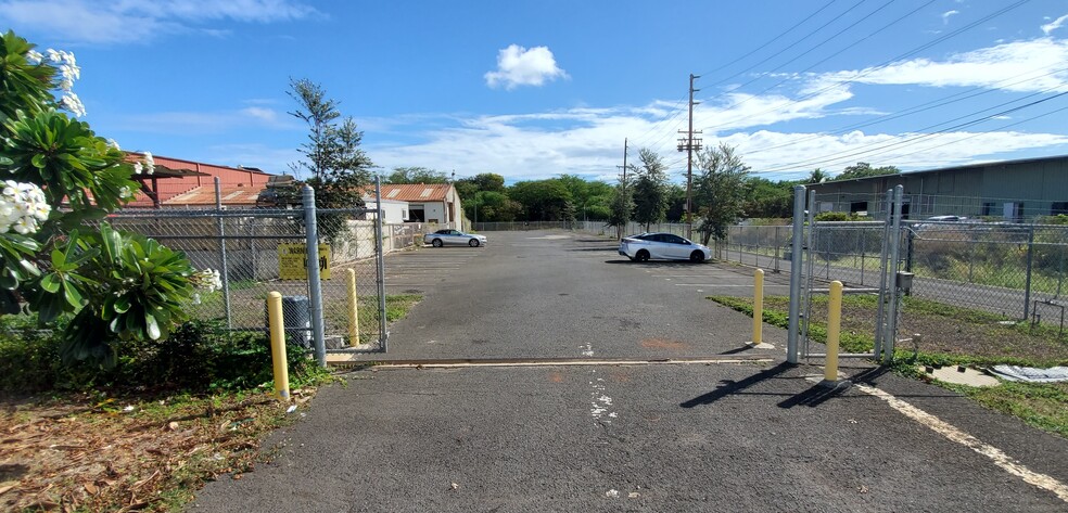 94-121 Leokane St, Waipahu, HI for rent - Other - Image 1 of 9