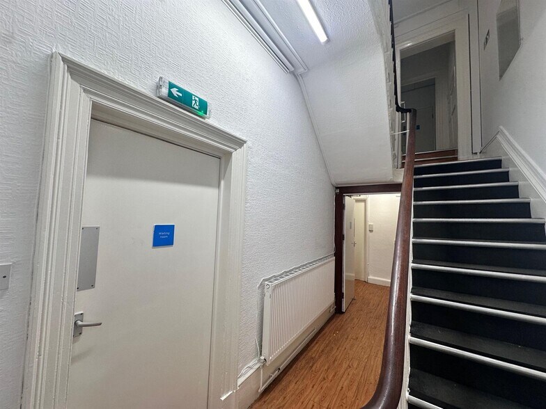 19 Richmond Ter, Blackburn to rent - Interior Photo - Image 3 of 7