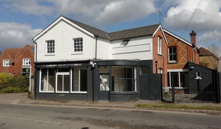 Winkfield Rd, Ascot for sale Building Photo- Image 1 of 1