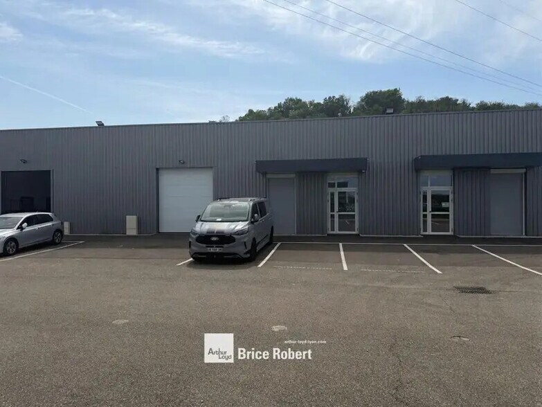 27 Impasse Des Ecureuils, Grenay to rent - Building Photo - Image 1 of 14