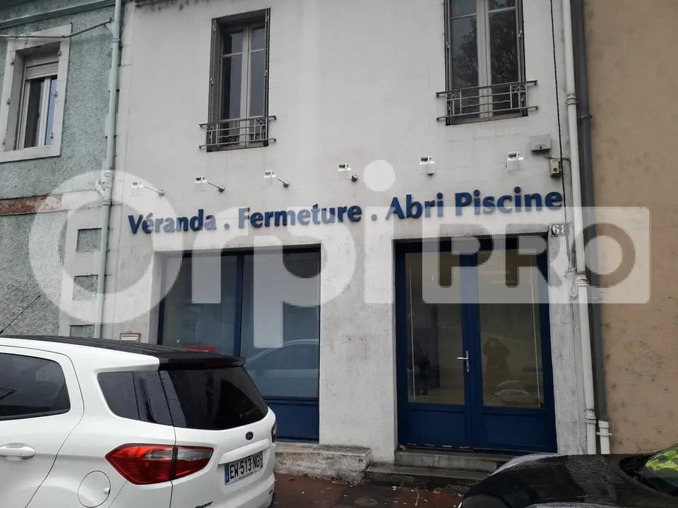 Retail in Montluçon for sale Building Photo- Image 1 of 7