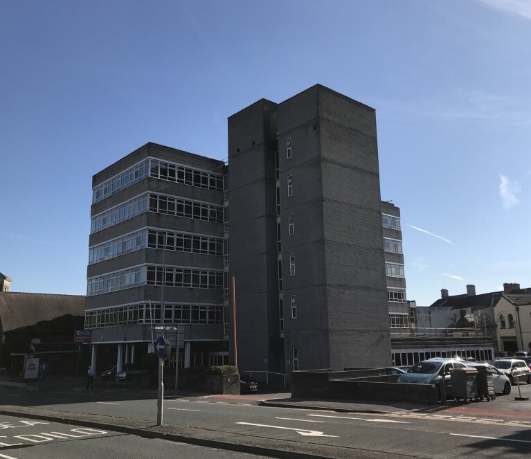 Town Hall Sq, Llanelli for sale Primary Photo- Image 1 of 1