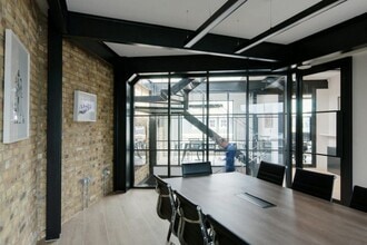 19 Willow St, Shoreditch to rent Interior Photo- Image 2 of 4