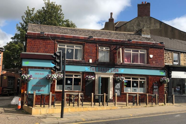 62 Market Pl, Heckmondwike for sale Primary Photo- Image 1 of 1