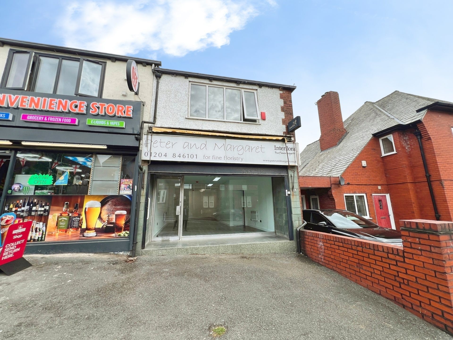 534 Chorley Old Rd, Bolton to rent Building Photo- Image 1 of 9