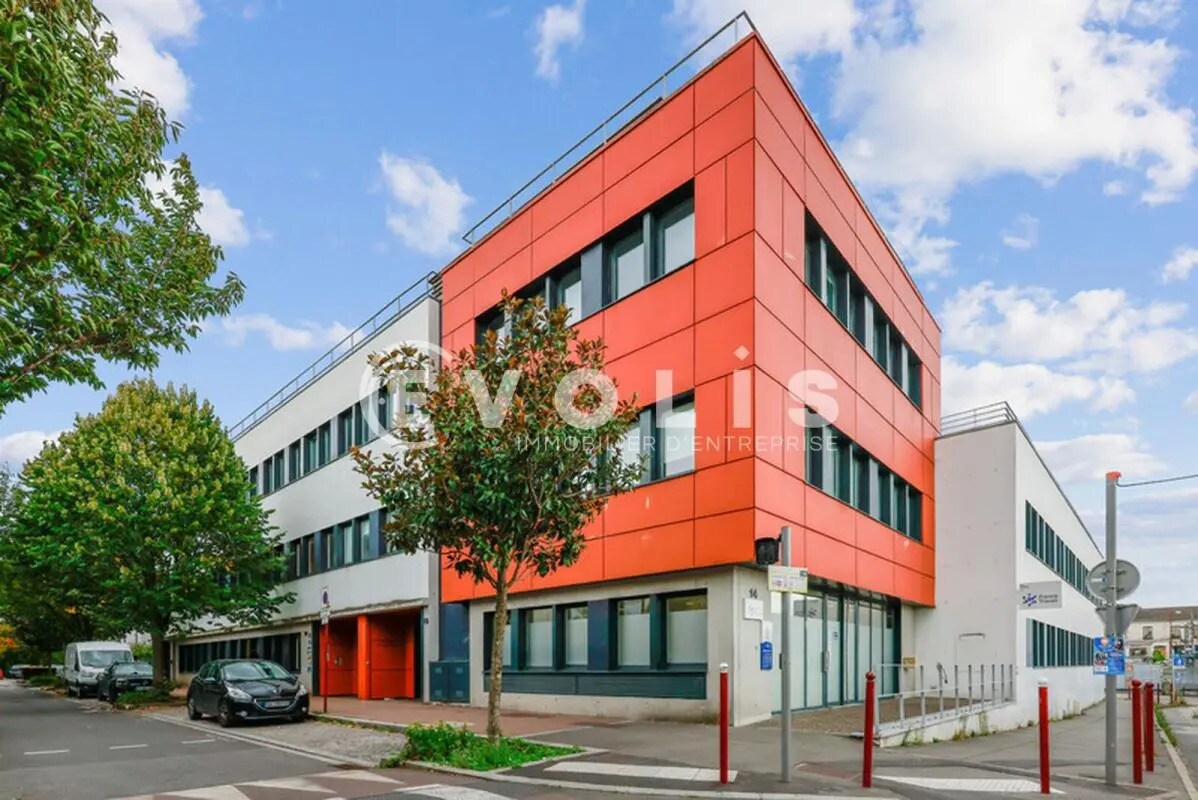 Office in Bondy to rent Building Photo- Image 1 of 14