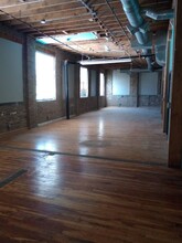 348 N Ashland Ave, Chicago, IL for rent Building Photo- Image 1 of 2